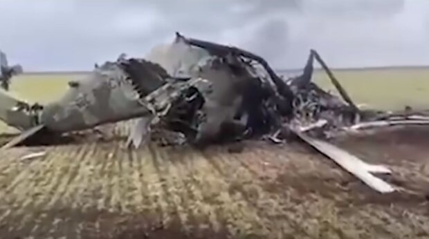 Збитий літак росії. Фото: скріншот YouTube-відео