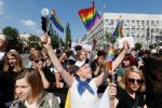 Против ЛГБТ с молитвой: что происходит накануне парада, фото, видео