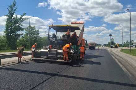 Ремонт дорожнього покриття на трасі М-06, Житомирська область