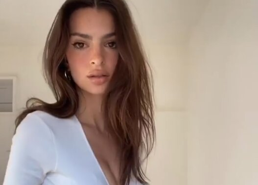 Эмили Ратаковски. Фото: скрин instagram