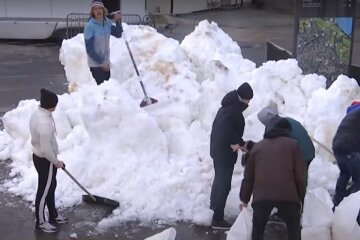 Снег. Фото: скриншот YouTube