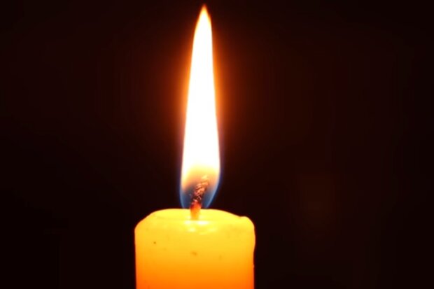 Траурная свеча. Фото: скриншот YouTube-видео