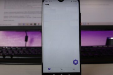 Смартфон. Фото: YouTube, скрин