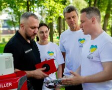 10 аппаратов Easy Pulse Schiller для фронта: БФ Надежда и Schiller AG усиливают медицинские подразделения