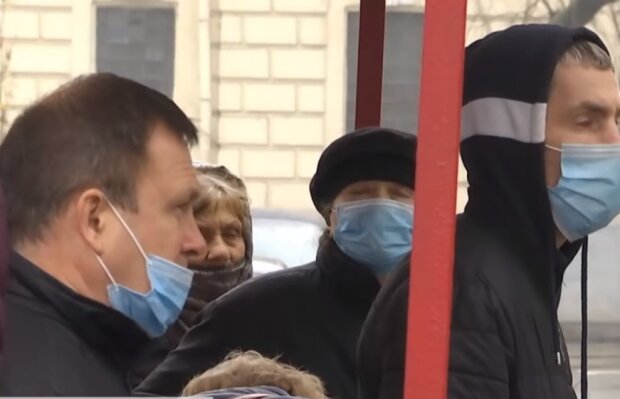 Украинцы в масках. Фото: Youtube