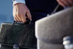 «Зе депутат» вляпался: попросил у мэра Киева 8 квартир для своих помощников