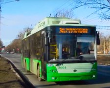 Проехать не получится: в Харькове часть троллейбусных маршрутов отменили, перечень