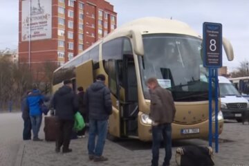 Заробитчане. Фото: скриншот YouTube