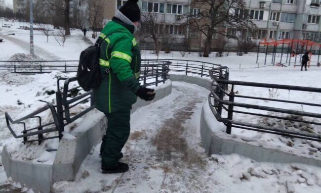 Травми на слизьких тротуарах: як українцям отримати компенсацію