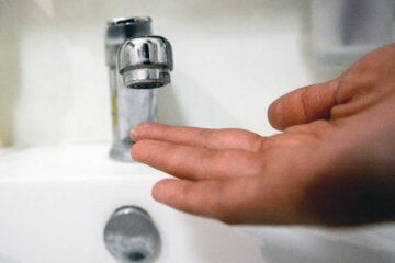 Киев остался без воды: включить могут только завтра