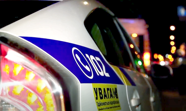 Полиция показала как в Черкассах ловили мужиков за драку с ТЦК. Фото: YouTube