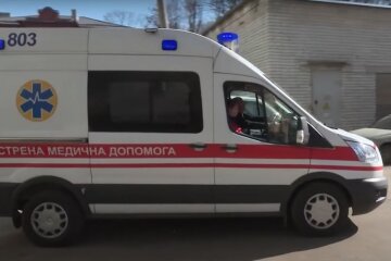 Медики. Фото: YouTube, скрін