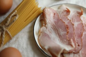 Буженіна. Фото: YouTube