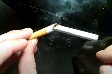 Сигареты: Скриншот YouTube