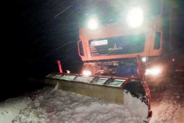 Мороз б’є без жалю, вітер збиває з ніг, ожеледь паралізує міста: синоптик попередила, якою буде погода 9 січня