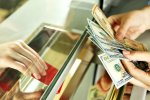 Долларовый кульбит: новые цены на валюту напугали Украину