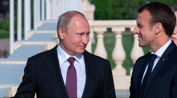 Новое предательство Европы: Макрон пообещал Путину посетить парад 9 мая. Детали скандала