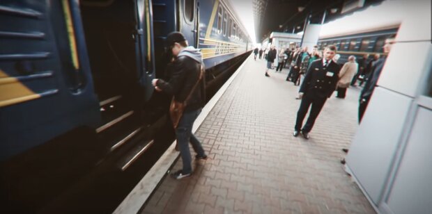 Поезд. Фото: YouTube, скрин