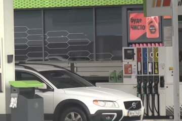 АЗС. Фото: скриншот YouTube-видео