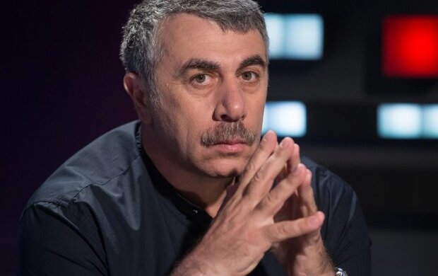 “Если не ввести сыворотку, человек умрет»: известный педиатр Комаровский поднял важный вопрос
