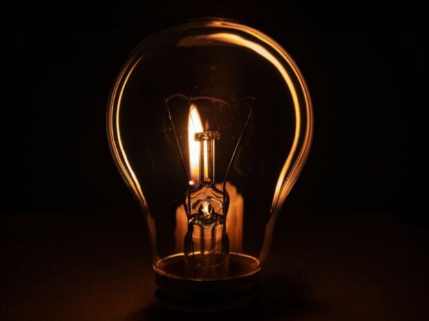 Отключение света, графики, обстрелы, последствия. Фото: Стена