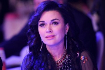 Анастасия Заворотнюк