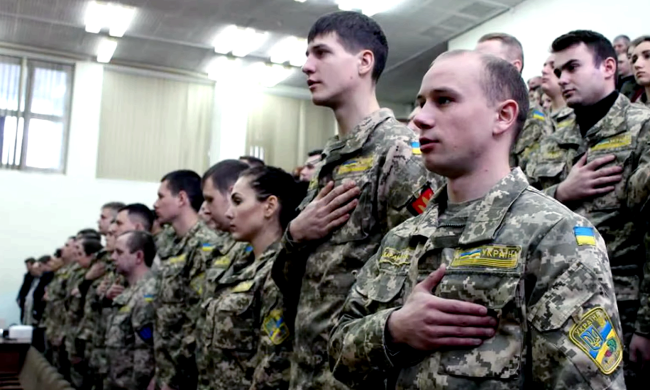 Кабмін хоче змінити базову та термінову службу в армії. Фото: YouTube