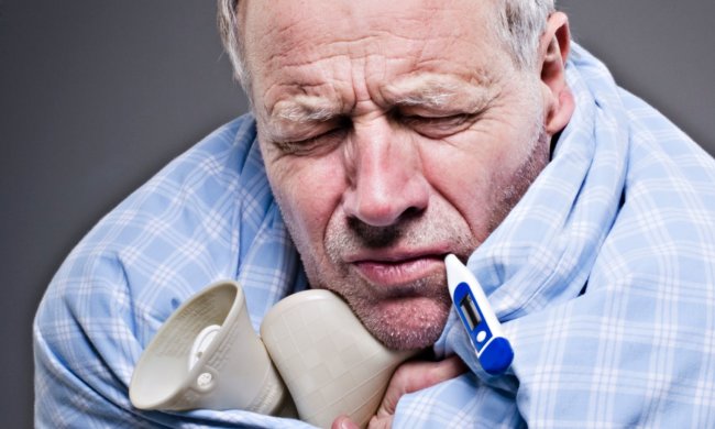 Готовимся к встрече с гриппом: медики рассказали, что должно быть в аптечке этой осенью