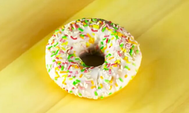 Їжа, солодощі, донат, пончик. Фото: YouTube