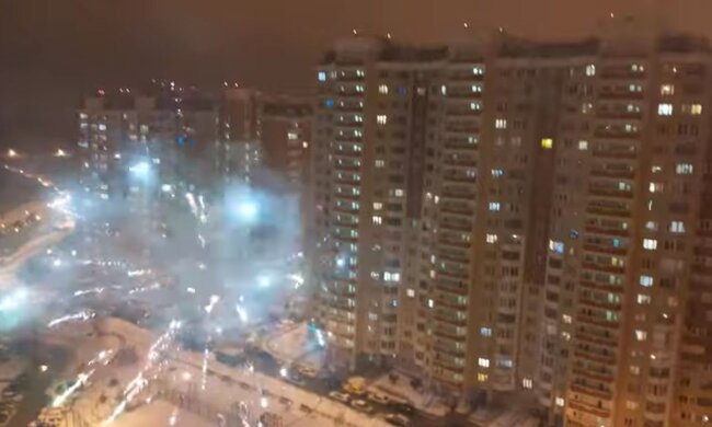 Салют. Фото: скриншот YouTube-видео