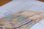 Украинцев могут лишить субсидий из-за продажи земли, фото - Факты