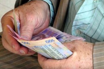 Пенсионеры могут лишиться части пенсии. Фото: youtube