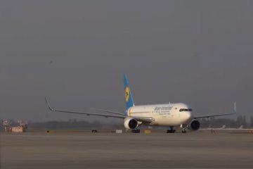 Укрaинцев не пустили на зароботки. Фото: скриншот YouTube