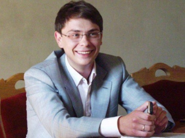 Дмитрий Крючков дал показания: «Возил Кононенко и Порошенко по  $6-8 миллионов в месяц»
