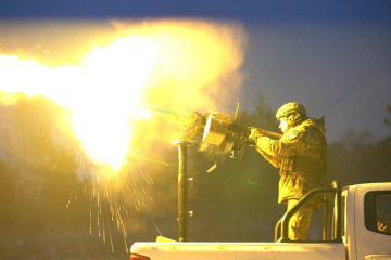 Ночные взрывы, новые патрули, компенсация за разрушенное жилье: что случилось в Киеве в ночь на 3 мая