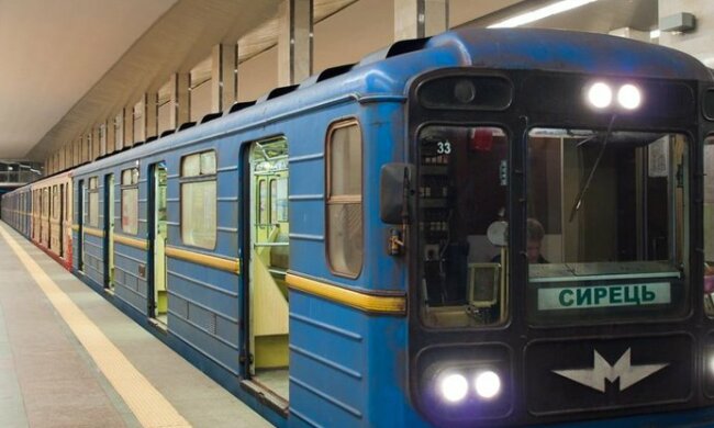 Столичное метро меняет правила: «облегчить душу» разрешат на платформе