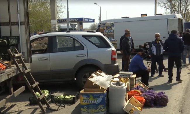 Рынки закрываются. Фото: скрин ТСН