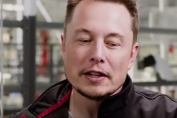 Эра киборгов не за горами: Илон Маск анонсировал появление чипа для мозга