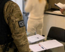ЗМІ повідомили, що начальник юридичного департаменту ДП "Ліси України" з Луцька Наталія Молочко вимагала хабар від директора ТОВ "РедМет" Олега Богельського