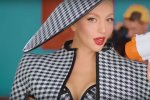 Оля Полякова, фото: скриншот YouTube