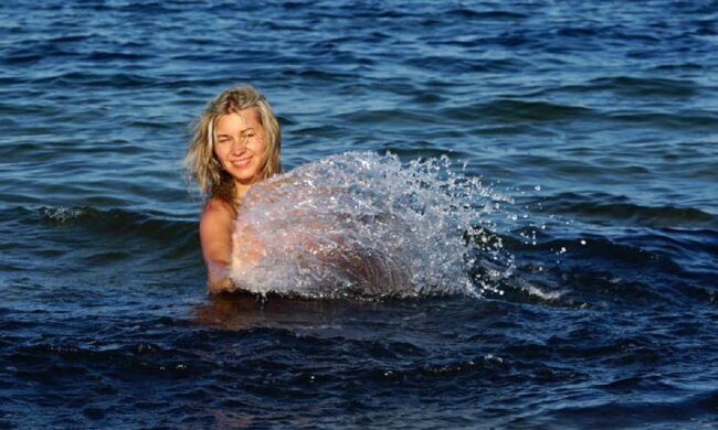 Купання. Фото: facebook.com/liogrita