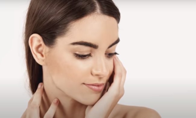 Уход за кожей. Фото: скриншот YouTube