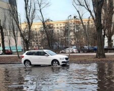 Авария на водоканале. Фото: Телеграмм-канал "Киев. Главное"