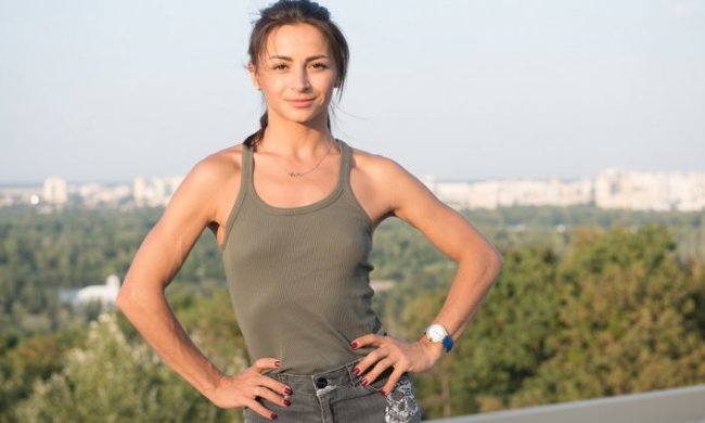 А ножки ведь стройные: звезда "Танцев со звездами" удивила всех пикантным фото