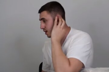 Шум у вухах. Фото: скріншот YouTube-відео