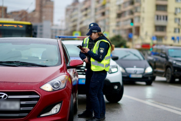 Водіям роз'яснили, який штраф за зимову гуму влітку. Фото: Telegram