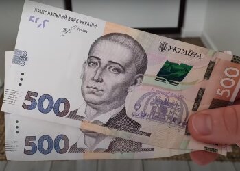 Як отримати нову грошову допомогу від Карітас. Фото: YouTube, скрін