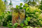 Освящённая зелень в церкви на Троицу — традиция клечания