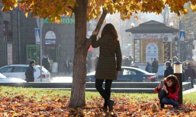 Такой осени в Киеве еще не было: прогноз погоды на 27 октября