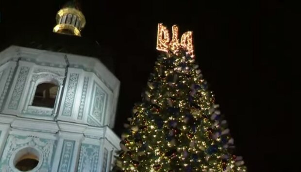 Новорічна ялинка у Києві. Фото: скріншот YouTube-відео